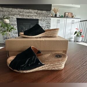 UGG Black W Danes Wedge Fringe Sandals